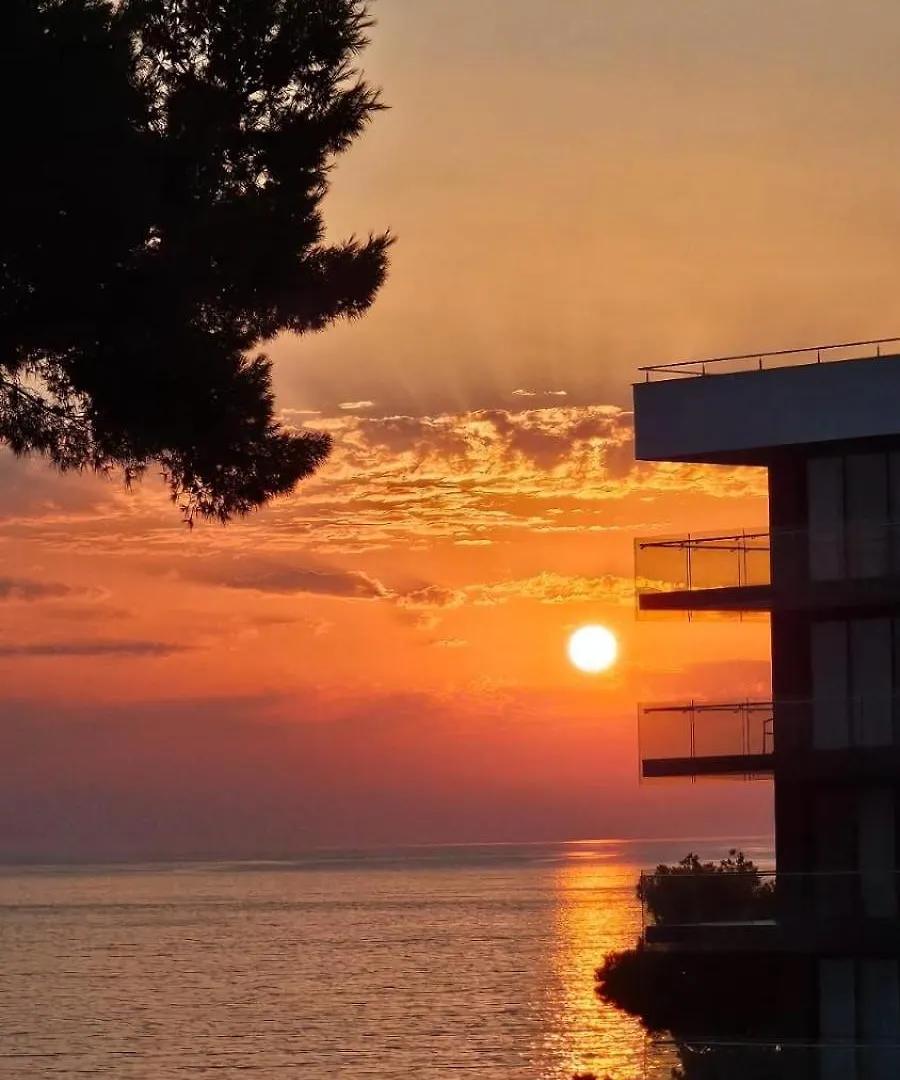 Blue Horizon Apartment Sarande